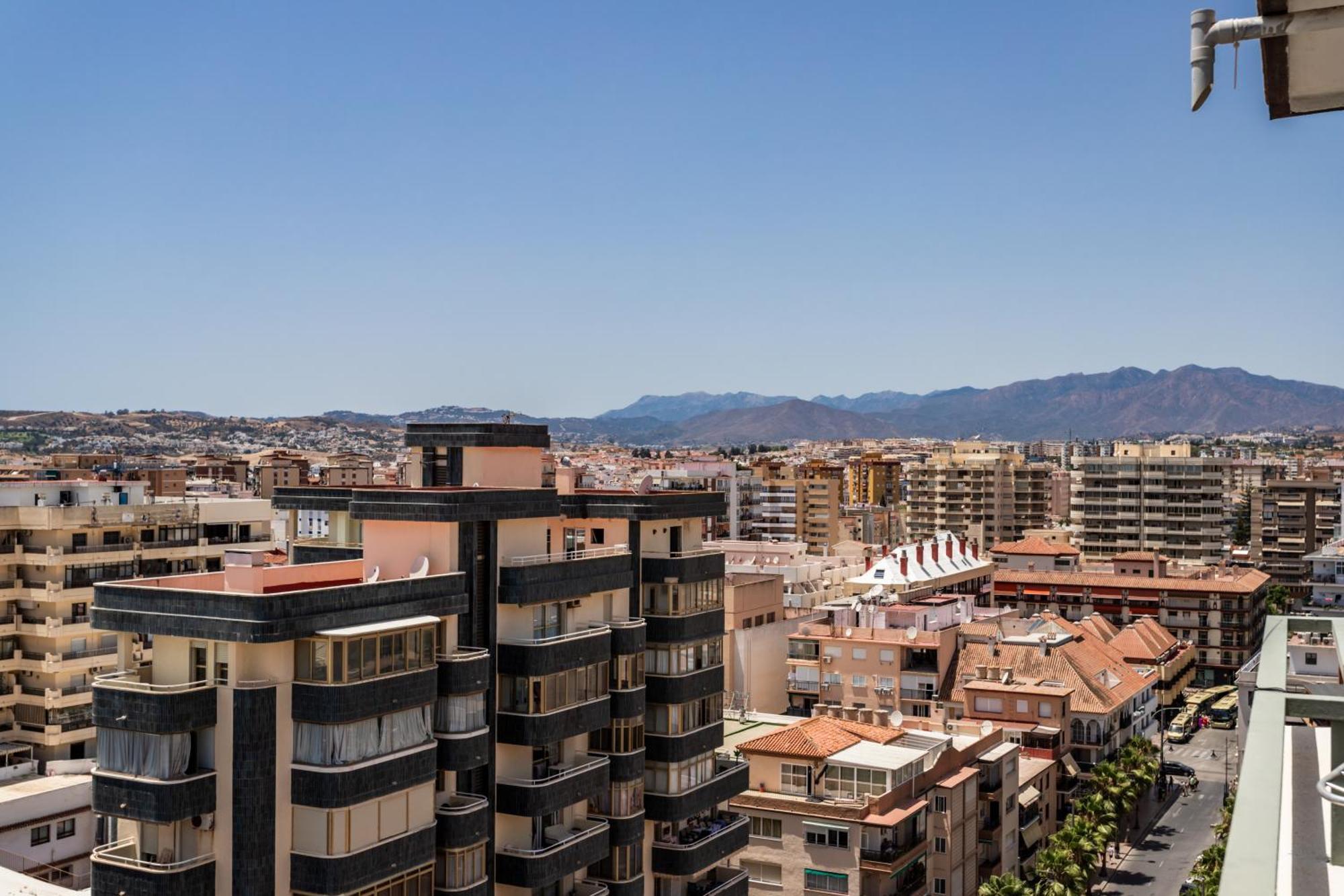 Sur Suites Palmeras 4 Фуэнхирола Экстерьер фото
